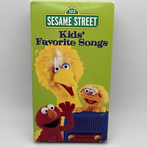Sesame Street: Kids’ Favorite Songs (VHS, 1999) G4