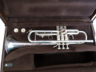 Bach Soloist TR200 Step-Up Trumpet w/2 Mouthpieces & Case - NICE!