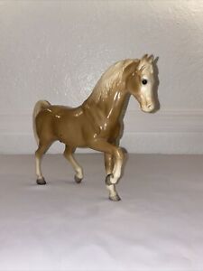 Vintage Breyer Horse Faith Family Arabian Stallion glossy palomino Nice!