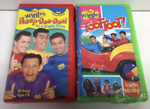 The Wiggles VHS lot of 2 Toot Toot Hoop-dee-doo it’s a wiggly party vintage rare