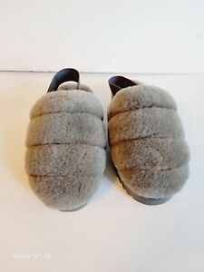 UGGS Womens Super Fluff Slippers Gray Comfort Slides Slippers Size US 7 New