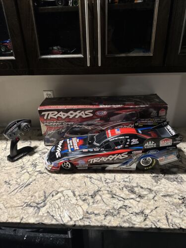 Traxxas NHRA Courtney Force 1/8th Funny Car Brushless Rare With Box