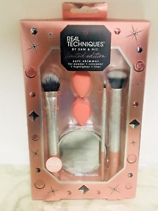 Real Techniques Limited Edition Soft Shimmer Makeup Brush Set  By Sam & Nic