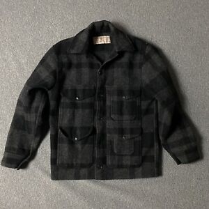 Vintage CC Filson Men’s Size 36 Wool Double Mackinaw Cruiser Black Plaid Jacket