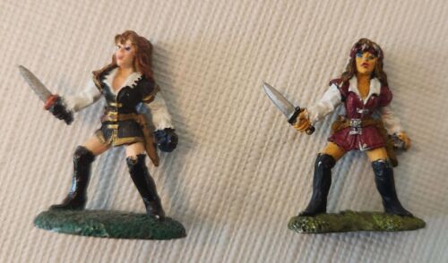 D&D Miniature Female Halfling Thieves - DnD, Dungeons & Dragons - Metal Painted