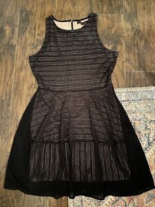 Women’s Large BCBG max Azria Black Dress Euc Pristine!