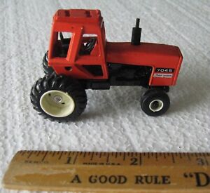 Ertl 1:64 Allis Chalmers 7045 Tractor Farm Toy