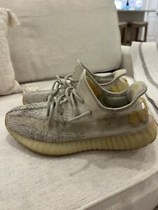 Size 9.5 - adidas Yeezy Boost 350 V2 Low Light Used Condition
