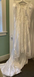 Vintage Ginza Collection Wedding Dress