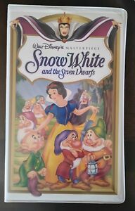 New ListingWalt Disney RARE Masterpiece Collection  * Snow White *  VHS tape (ORIGINAL)