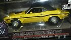 1/18    ( IB )  Highway 61 , 1970 Dodge Challenger R/T , yellow  with black top