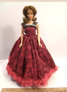 VINTAGE c1970 BARBIE DOLL SIZE HANDMADE EVENING GOWN  RED & BLACK LACE OOAK