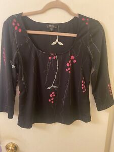 bcbg 3/4 sleeve Black Cherry Blossom  Pattern  Inspired Top Size M