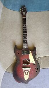 Electric Guitar Silvertone in AS IS CONDITION For Parts Or Repair,  Read!!!