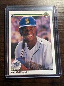 A90,367 - 1990 Upper Deck #156 Ken Griffey Jr.