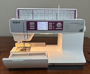 Pfaff Quilt Expression 4.0 Computerized Sewing/Quilting Machine