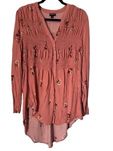 Torrid Top Womens Size 1X Pink Floral Babydoll Twill Smocked Button-Front Tunic