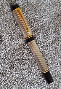 Parker Duofold Godron Sterling Silver Fountain Pen 18K Fine- 1991 UK Made Superb