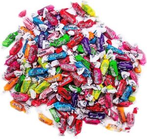 1/2 Ib TOOTSIES FROOTIES ASSORTED 9 DIFFERENT FRUIT FLAVORS CHEWY FREE SHIPPING