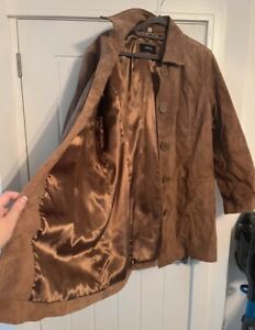 South brown leather trench coat size 20