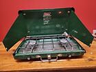 1982 Green Coleman Propane 2 Burner Camp Stove 5400 A700 Exc Cond