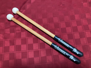 VIC FIRTH MT2 MARCHING TENOR MALLETS - WOOD HANDLE