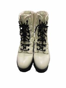 Woman’s White Boot Heel Shoes