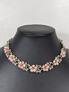 Vintage Pink Flower Lucite Rhinestone Silver Tone Panel Choker Necklace 17 in