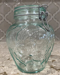 VTg Vitoria Etrusca HERMETIC Embossed GREEN TINT GLASS JAR MADE IN ITALY 170 CL
