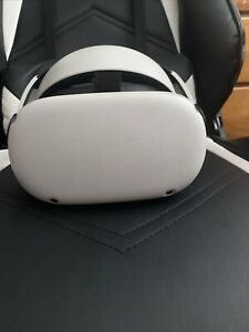Meta Oculus Quest 2 VR Headset 64GB With Bobovr M2 Head strap