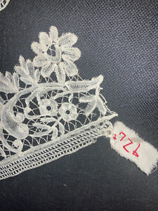 ANTIQUE LACE FINE BRUSSELS DUCHESSE LACE Cuffs Or Trims W/ Makers Tags Museum