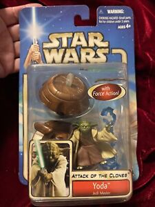 2002 Star Wars Yoda - Attack Of The Clones Action Figure NEW