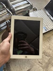Apple iPad 4 A1460 Untested