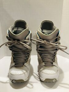 Burton Sapphire Ladies Snowboard Boots White Size 6.5 traditional lace-up