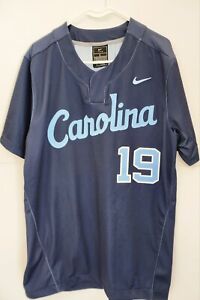 Nike Carolina Tar Heels Short Sleeve Baseball Jersey Men Large Blue BQ2868 Sewn
