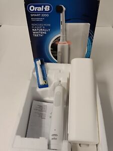 Oral-B Smart 2200 Rechargeable Electric Toothbrush - White