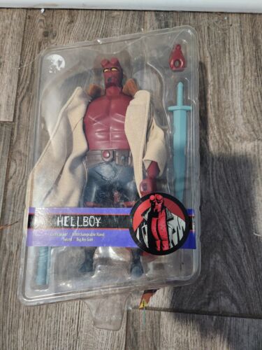 Hellboy Big Blast 2001 Action Figure 9
