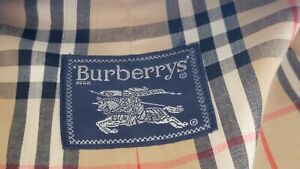 Women’s Burberry Trench Coat 14 L  BRAND NEW