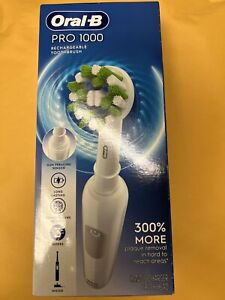 New unopened Oral-B Pro 1000 Rechargeable Toothbrush -White
