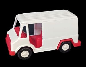 Vintage 1970 Tootsietoy White Plain Panel Diecast Truck ~ Use Your Own Graphics