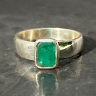 Beautiful Emerald Gemstone Ring 925 Sterling Silver Handmade Ring All Size  R500