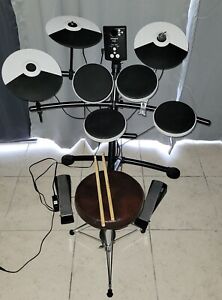 Roland TD-1K Drum Set Electronic V-drums - Complete W/ Sticks & Throne #2G1