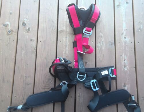 New ListingCMC Rescue Climbing Harness Large to XL Used
