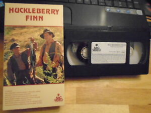 RARE OOP Huckleberry Finn VHS film 1975 Ron Howard HAPPY DAYS Most Merle Haggard