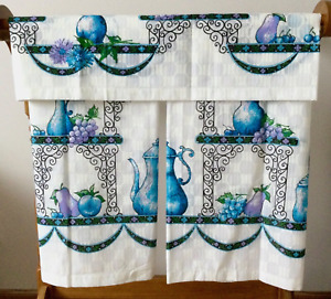 New Listing3 PC Vintage Kitchen Cafe Tier Curtains Mid Century Teapot Blue White Like New!!