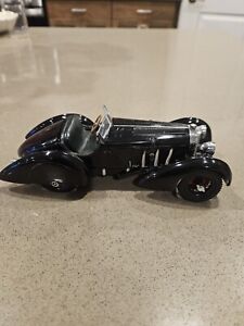 1930 Mercedes Benz SSK Black Prince in 1:24 Scale by CMC