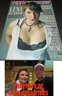 HOT! CLEVAGE LENA DUNHAM SIGNED ROLLING STONE 8X10 PHOTO W/PROOF W/COA 